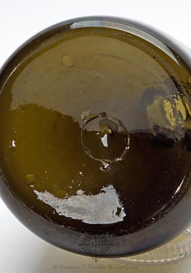 Early Freeblown Bottle, Similar to McK plate 226, #10