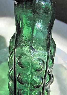 Sunburst Scent Bottle, Similar to MW plate 105, #5