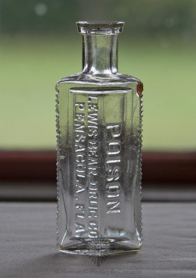 "Poison / Lewis Bear Drug Co / Pensacola, Fla." Poison Bottle, K #KD-2
