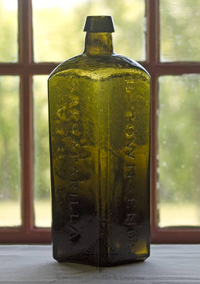 "Dr. Townsend's / Sarsaparilla / Albany / N.Y." Medicine Bottle, AAM pg. 521