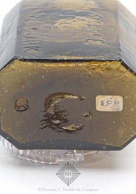 "E. Roome / Troy / New York" Snuff Bottle, Similar in form to MW plate 75, #15