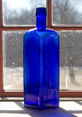 "Solomons' / Strengthening & / Invigorating Bitters" - "Savannah / Georgia." Bitters Bottle, R/H #S-140