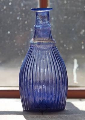 Blown Three Mold Toilet Water Bottle, GI-7 Type 4
