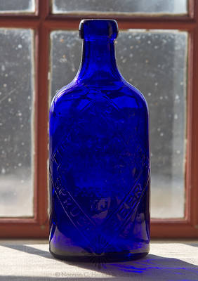"Tiffany & Allen / Spruce Beer / Washington Market / Cor / Fair & / Washington St. / Paterson / N.J." - "Please / Return Bottle / Soon As / Empty" Beer Bottle