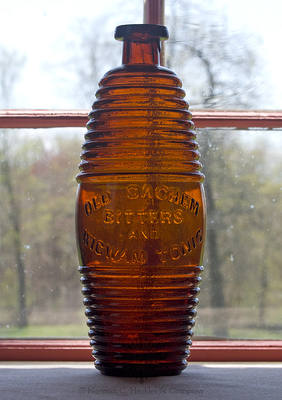 "Old Sachem / Bitters / And / Wigwam Tonic" Figural Bitters Bottle, R/H #O-46