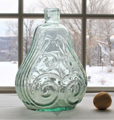 Giant Scroll Flask